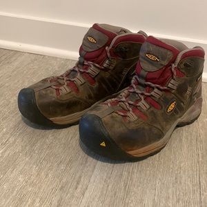 Keen Steel Toe Boots Women’s Size 8